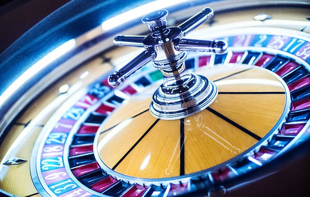 Close-up view of Prize Table columns showing odds, payouts, and verification status